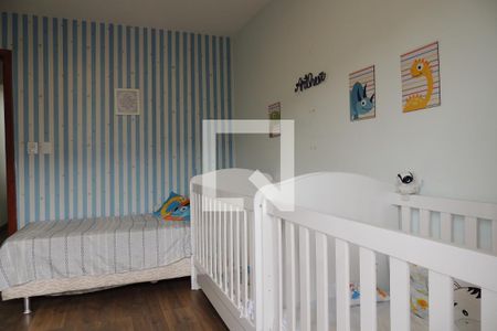 Casa de condomínio para alugar com 320m², 4 quartos e 1 vagaQuarto 4