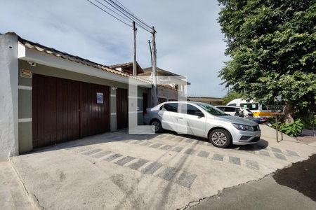 Casa de condomínio para alugar com 320m², 4 quartos e 1 vagaFachada Frente 
