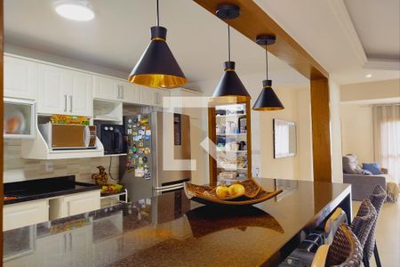 Casa de condomínio para alugar com 320m², 4 quartos e 1 vagaCozinha - Armários