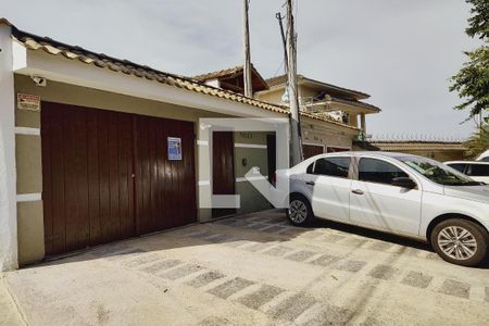 Casa de condomínio para alugar com 320m², 4 quartos e 1 vagaFachada Frente 