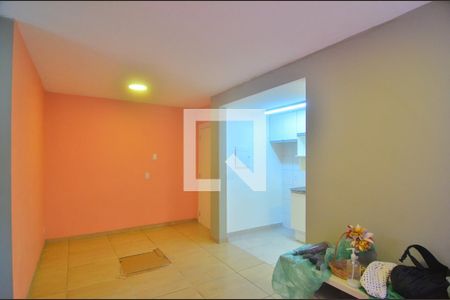 Sala de apartamento à venda com 2 quartos, 47m² em Estância Velha, Canoas