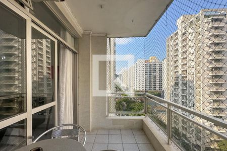 Varanda de apartamento para alugar com 3 quartos, 100m² em Barra Funda, Guarujá