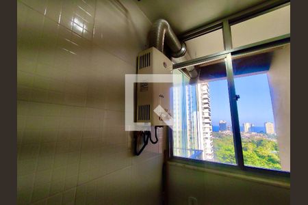 Apartamento à venda com 70m², 1 quarto e 1 vagaÁrea serviço 