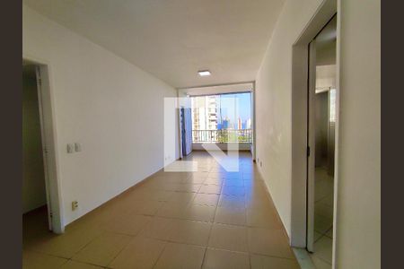 Sala de apartamento à venda com 1 quarto, 70m² em Barra da Tijuca, Rio de Janeiro