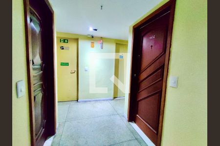 Apartamento à venda com 70m², 1 quarto e 1 vagaHall 