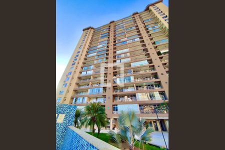 Apartamento à venda com 70m², 1 quarto e 1 vagaFachada interna 