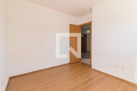 Dormitório 2 de apartamento à venda com 2 quartos, 52m² em Rubem Berta, Porto Alegre