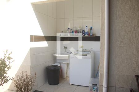 Casa para alugar com 173m², 3 quartos e 4 vagasLavanderia 