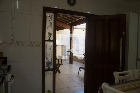 Casa para alugar com 173m², 3 quartos e 4 vagasCozinha 