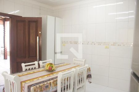 Casa para alugar com 173m², 3 quartos e 4 vagasCozinha 