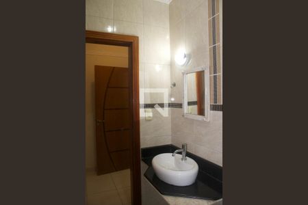 Casa para alugar com 173m², 3 quartos e 4 vagasBanheiro Suíte 1