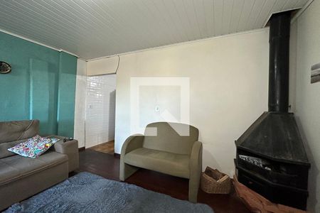 Sala  de casa à venda com 3 quartos, 120m² em São José, Canoas