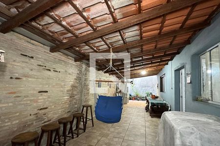Lavanderia com churrasqueira   de casa à venda com 3 quartos, 120m² em São José, Canoas