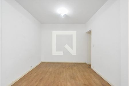 Casa à venda com 219m², 4 quartos e 2 vagasSuíte 01