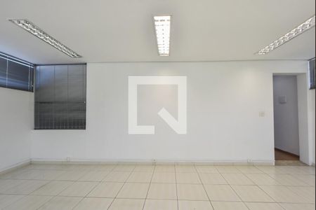 Casa à venda com 219m², 4 quartos e 2 vagasSala 02