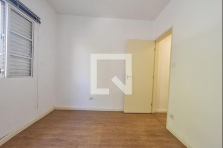 Casa à venda com 219m², 4 quartos e 2 vagasQuarto 02