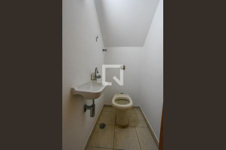 Lavabo  de casa à venda com 4 quartos, 219m² em Campo Belo, São Paulo