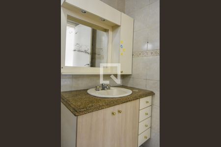 Casa à venda com 219m², 4 quartos e 2 vagasBanheiro Suíte 01