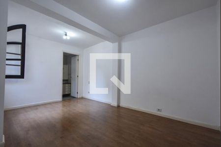 Casa à venda com 219m², 4 quartos e 2 vagasSuíte 01