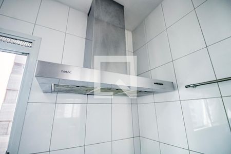 Apartamento à venda com 211m², 3 quartos e 4 vagas Apartamento à venda com 211m², 3 quartos e 4 vagasCozinha - Exaustor