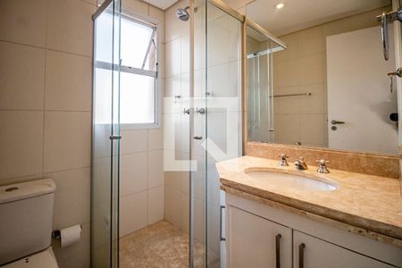 Apartamento à venda com 211m², 3 quartos e 4 vagas Apartamento à venda com 211m², 3 quartos e 4 vagasBanheiro da Suíte 02