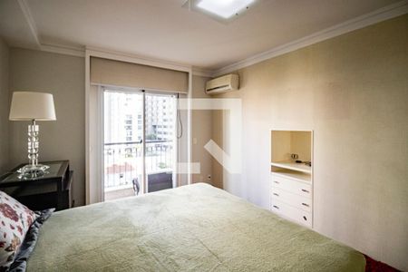 Apartamento à venda com 211m², 3 quartos e 4 vagas Apartamento à venda com 211m², 3 quartos e 4 vagasQuarto 03 Suíte