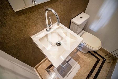 Apartamento à venda com 211m², 3 quartos e 4 vagas Apartamento à venda com 211m², 3 quartos e 4 vagasLavabo - Torneira