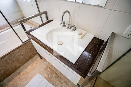 Apartamento à venda com 211m², 3 quartos e 4 vagas Apartamento à venda com 211m², 3 quartos e 4 vagasBanheiro da Suíte 03 - Torneira