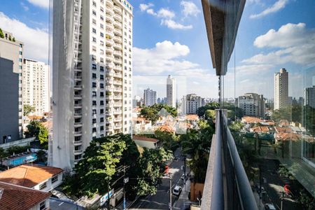 Apartamento à venda com 211m², 3 quartos e 4 vagas Apartamento à venda com 211m², 3 quartos e 4 vagasVaranda da Sala - Vista