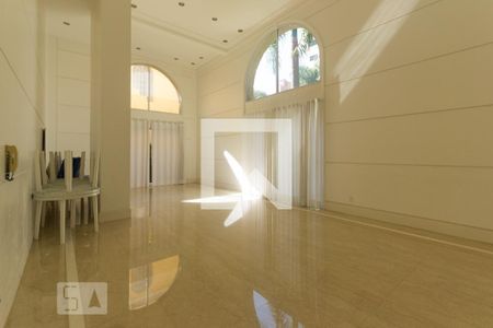 Apartamento à venda com 211m², 3 quartos e 4 vagas Apartamento à venda com 211m², 3 quartos e 4 vagasÁrea comum - Salão de festas