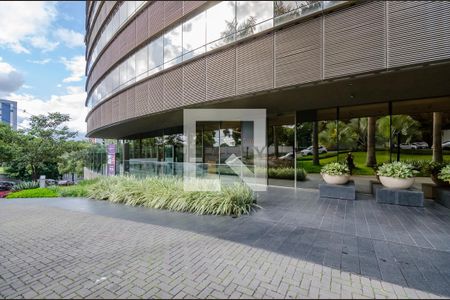 Apartamento à venda com 74m², 2 quartos e 2 vagas Apartamento à venda com 74m², 2 quartos e 2 vagasFachada