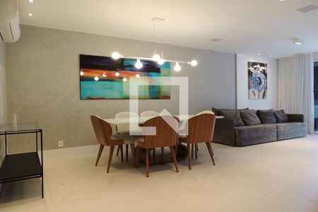 Apartamento para alugar com 117m², 3 quartos e 2 vagasSala