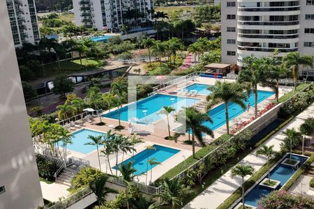 Apartamento para alugar com 117m², 3 quartos e 2 vagas Apartamento para alugar com 117m², 3 quartos e 2 vagasÁrea comum - Piscina