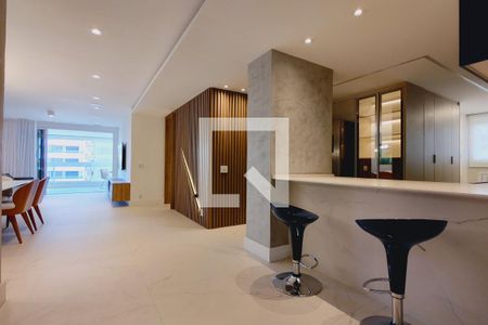 Apartamento para alugar com 117m², 3 quartos e 2 vagas Apartamento para alugar com 117m², 3 quartos e 2 vagasSala
