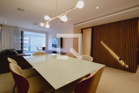 Apartamento para alugar com 117m², 3 quartos e 2 vagas Apartamento para alugar com 117m², 3 quartos e 2 vagasSala