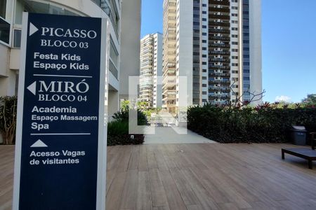 Apartamento para alugar com 117m², 3 quartos e 2 vagas Apartamento para alugar com 117m², 3 quartos e 2 vagasCondomínio