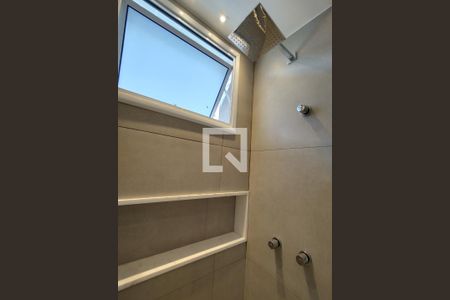 Apartamento para alugar com 117m², 3 quartos e 2 vagas Apartamento para alugar com 117m², 3 quartos e 2 vagasBanheiro da Suíte