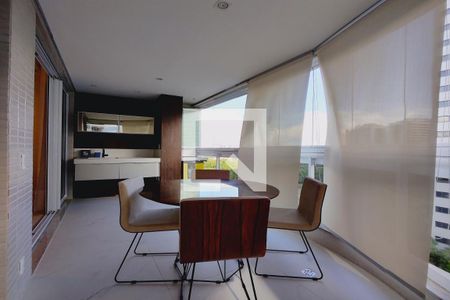 Apartamento para alugar com 117m², 3 quartos e 2 vagas Apartamento para alugar com 117m², 3 quartos e 2 vagasVaranda da Sala