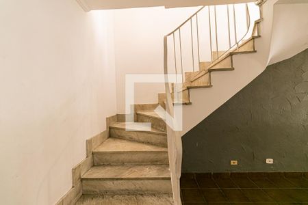 Sala - Escadas de casa para alugar com 2 quartos, 120m² em Tatuapé, São Paulo