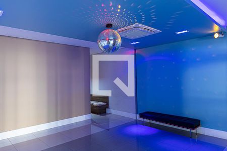 Apartamento à venda com 56m², 2 quartos e 1 vagaÁrea comum