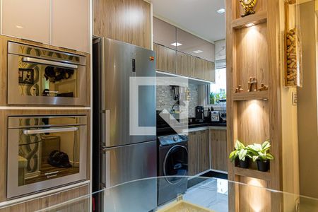 Cozinha  de apartamento à venda com 2 quartos, 56m² em Bela Vista, São Paulo