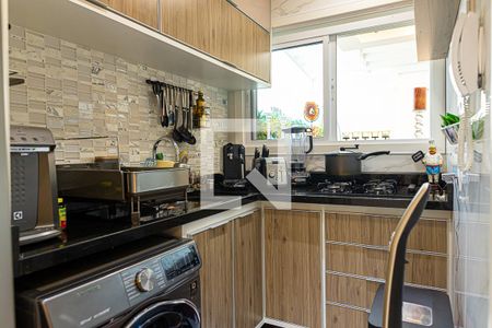 Cozinha  de apartamento à venda com 2 quartos, 56m² em Bela Vista, São Paulo