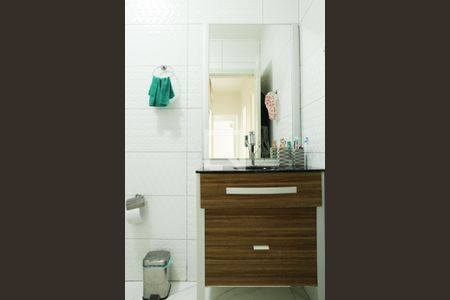 Apartamento à venda com 105m², 2 quartos e sem vaga Apartamento à venda com 105m², 2 quartos e sem vagaBanheiro