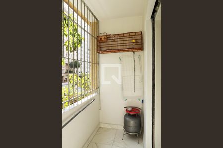 Apartamento à venda com 105m², 2 quartos e sem vaga Apartamento à venda com 105m², 2 quartos e sem vagaVaranda