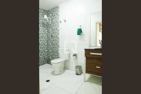 Apartamento à venda com 105m², 2 quartos e sem vaga Apartamento à venda com 105m², 2 quartos e sem vagaBanheiro