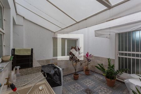 Apartamento à venda com 134m², 3 quartos e 1 vagaÁrea de Serviço