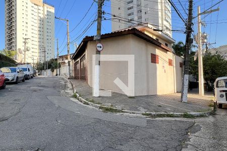 Casa à venda com 209m², 3 quartos e 6 vagasFachada