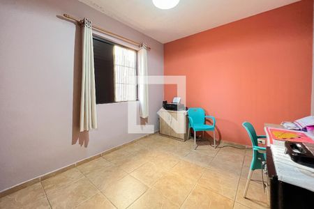 Casa à venda com 209m², 3 quartos e 6 vagasQuarto 1