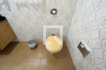 Casa à venda com 209m², 3 quartos e 6 vagasBanheiro Social