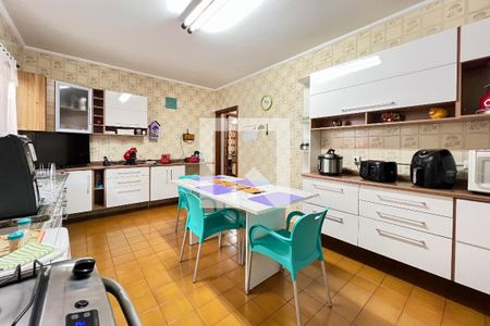 Casa à venda com 209m², 3 quartos e 6 vagasCozinha